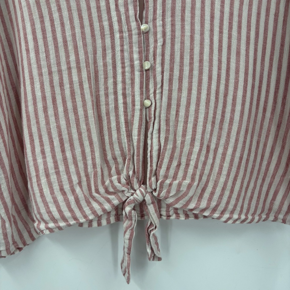 Rails Relaxed Short Sleeve Button Down Tie Knot T… - image 4